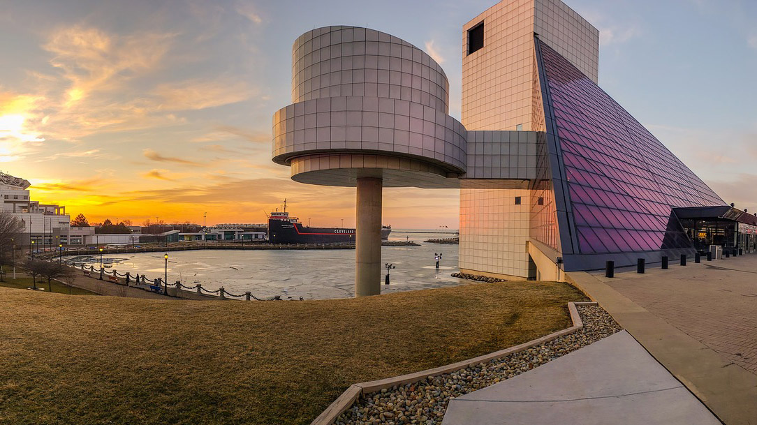 Rock & Roll Hall of Fame, Cleveland